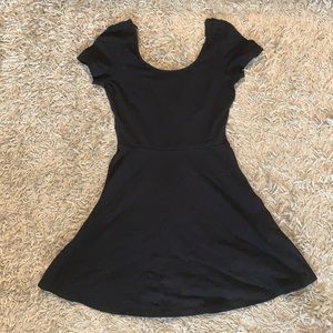 Forever 21 black plain dress